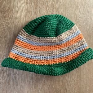 Aritzia crochet hat
